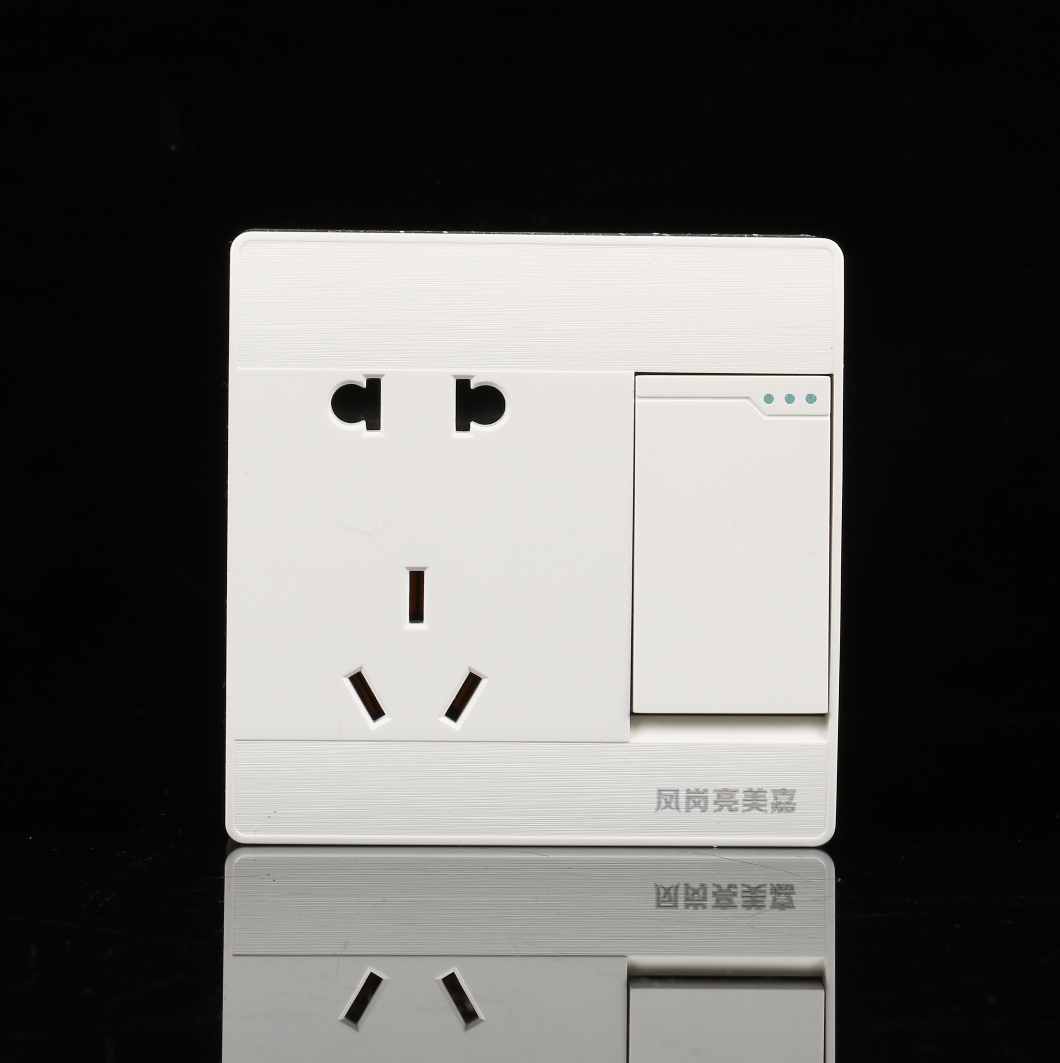 凤岗亮美嘉明装M8系列