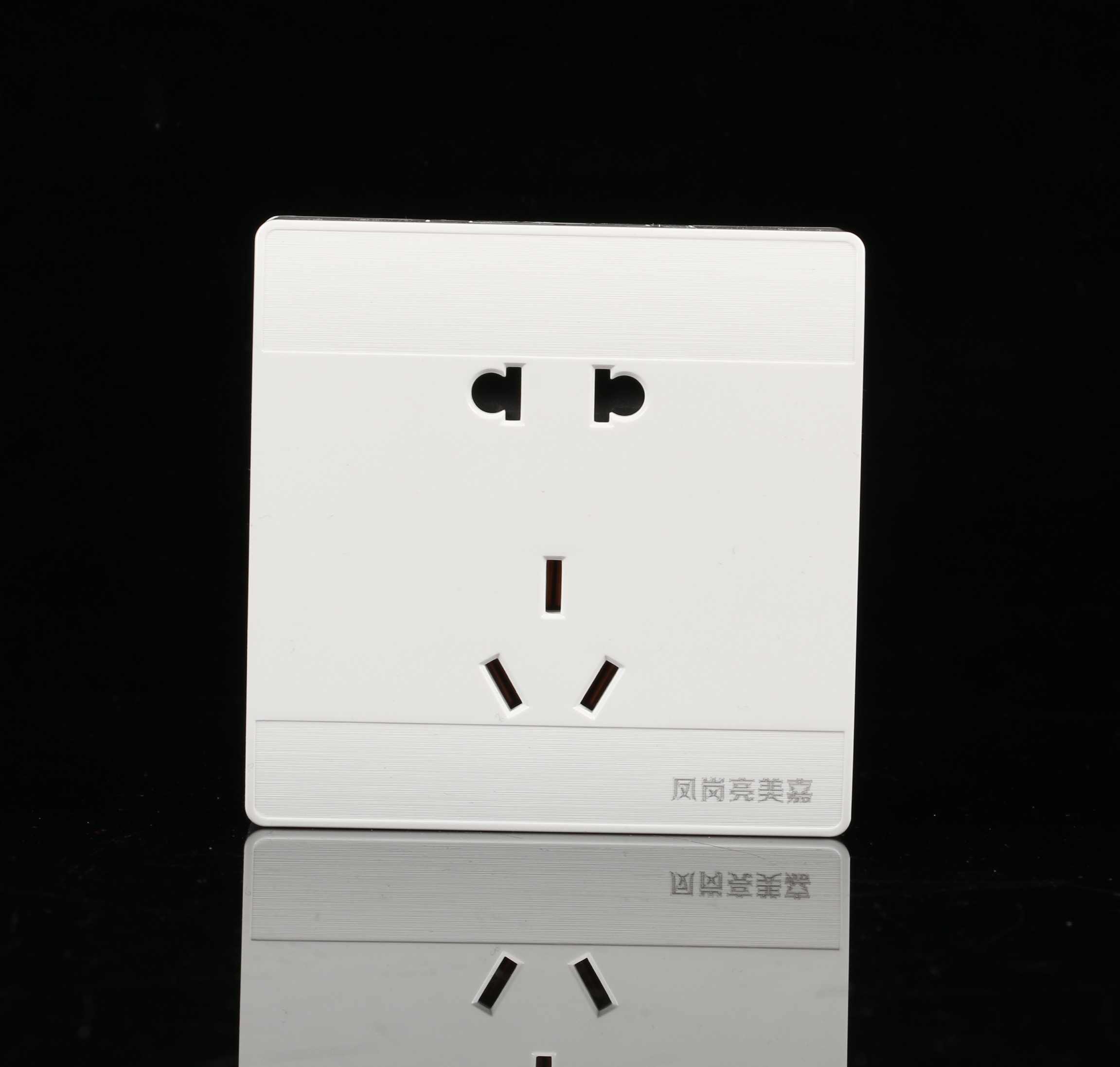 凤岗亮美嘉明装M8系列