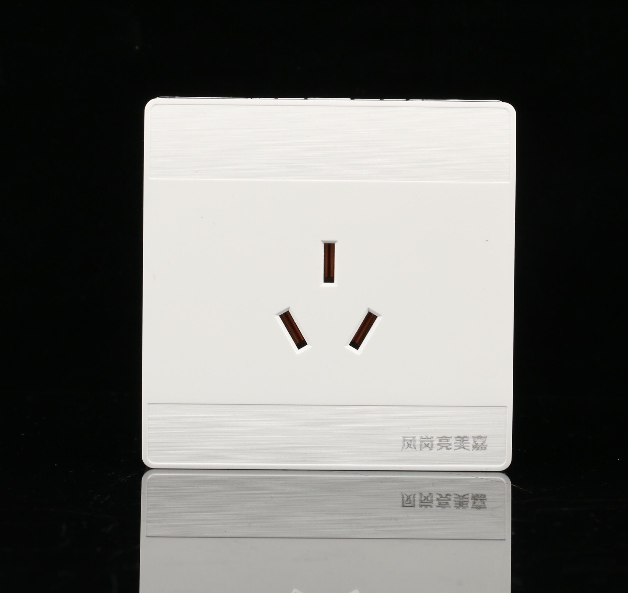 凤岗亮美嘉明装M8系列